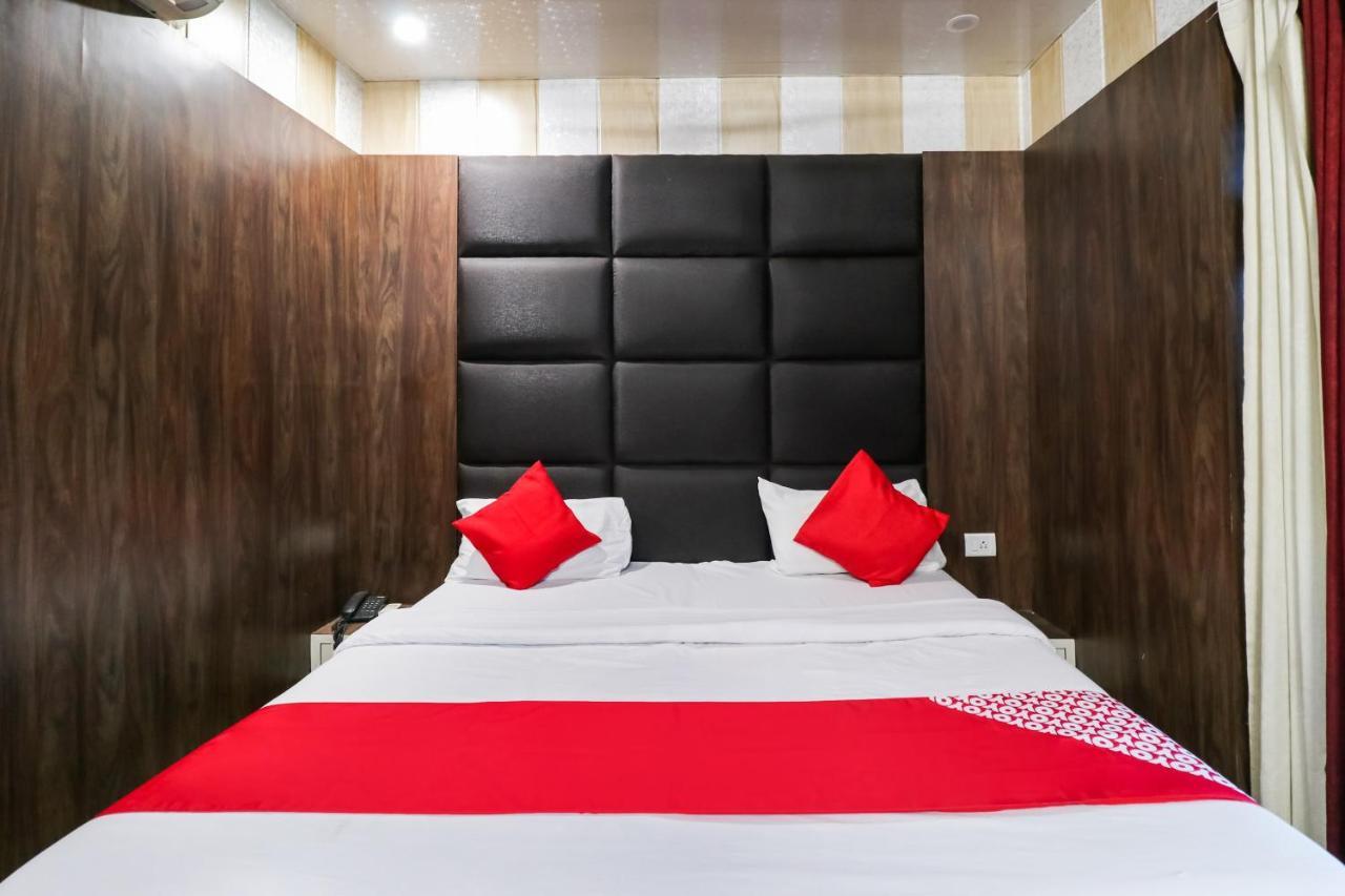 Oyo 6908 Hotel Royal City Azamgarh Ngoại thất bức ảnh